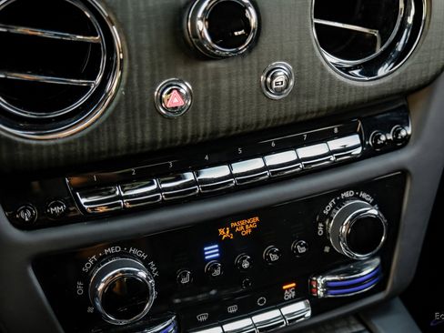 Used 2022 Rolls-Royce Ghost image 56