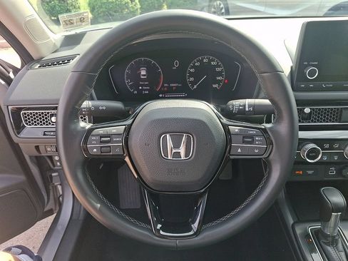 Used 2022 Honda Civic EX image 19