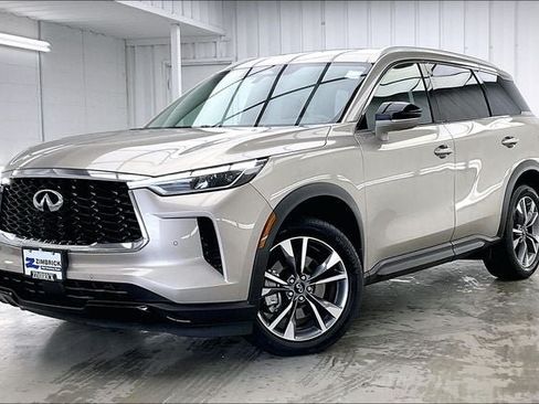Certified 2023 INFINITI QX60 Luxe w/ Cargo Package AWD/4WD image 2