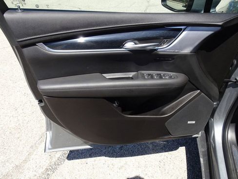 Certified 2024 Cadillac XT5 Premium Luxury w/ LPO, Floor Liner Package AWD/4WD image 11