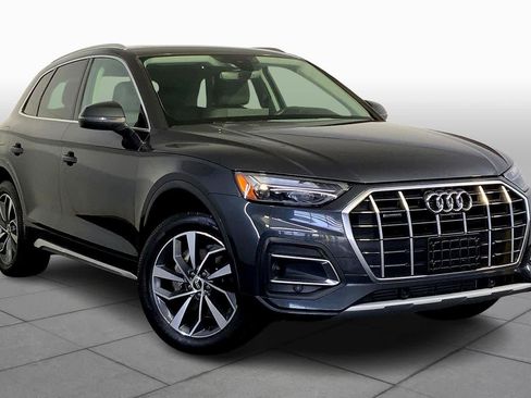 Used 2021 Audi Q5 Premium Plus w/ Premium Plus Package image 2