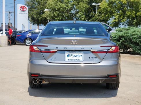 Used 2026 Toyota Camry SE w/ Multimedia Upgrade Package AWD/4WD image 7