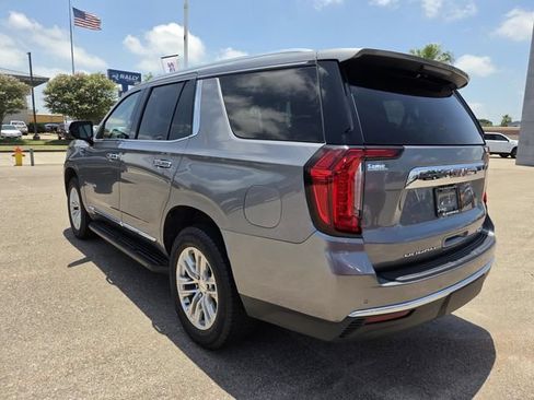 Used 2021 GMC Yukon SLT w/ SLT Luxury Package RWD image 9