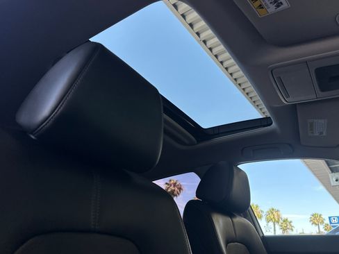 Used 2022 Honda Civic Touring image 15