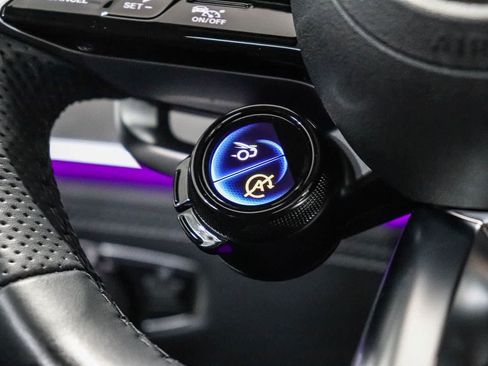 Certified 2023 Mercedes-Benz AMG GT 43 image 18