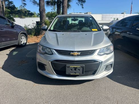 Used 2019 Chevrolet Sonic LT image 2