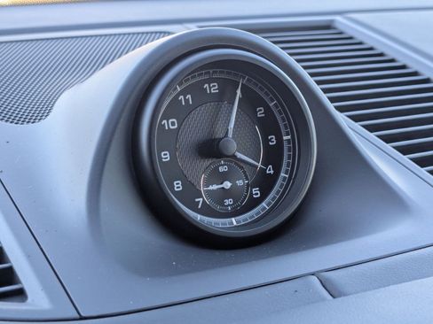 New 2026 Porsche Macan S image 21