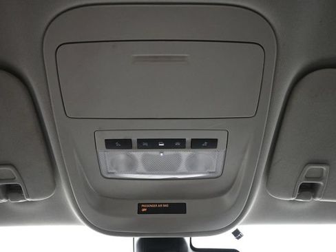 Used 2022 Chevrolet Colorado LT w/ Fleet Safety Package AWD/4WD image 10