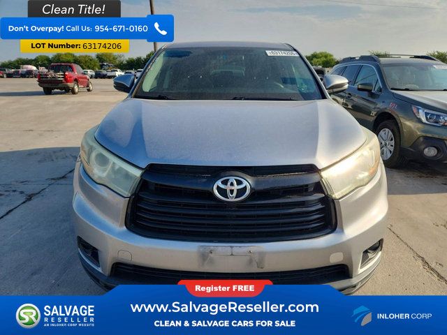 Used 2016 Toyota Highlander LE FWD image 7