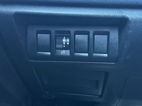 Used 2023 Subaru Outback Premium image 30