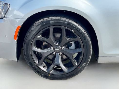 Used 2021 Chrysler 300 S RWD image 31