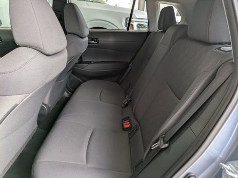 Used 2023 Toyota Corolla Cross LE w/ Moonroof Package image 18