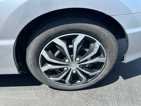Used 2011 Honda Civic LX image 6