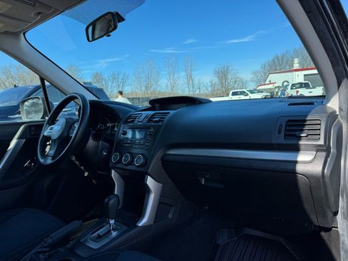 Used 2015 Subaru Forester 2.5i Premium w/ All-Weather Package AWD/4WD image 20
