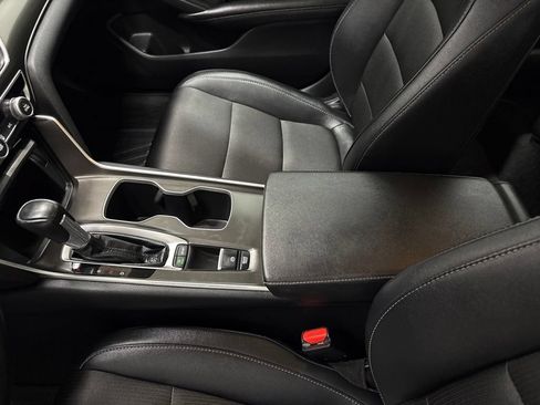 Used 2019 Honda Accord Sport image 16