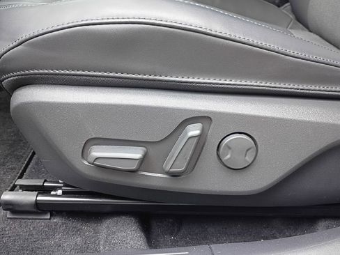 Used 2024 Kia Niro Wind w/ Wind Preserve Package FWD image 16