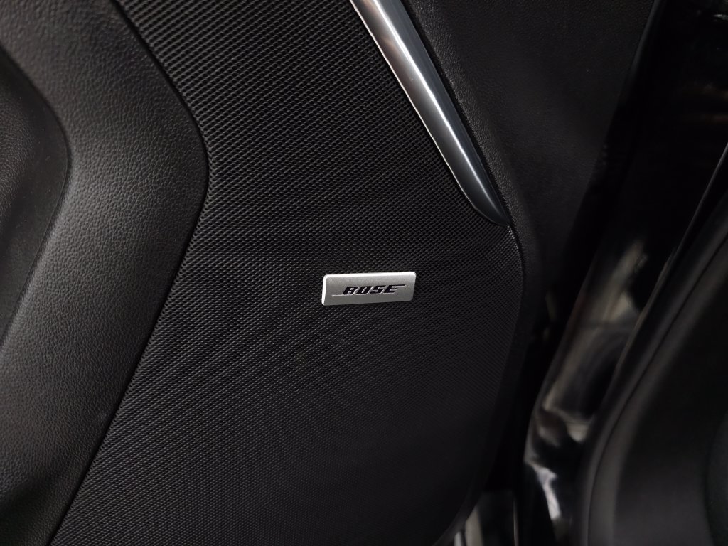 Used 2023 GMC Yukon Denali w/ LPO, Floor Liner Package AWD/4WD image 16