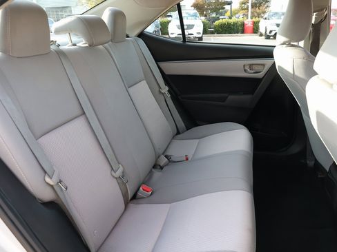 Used 2014 Toyota Corolla LE image 29
