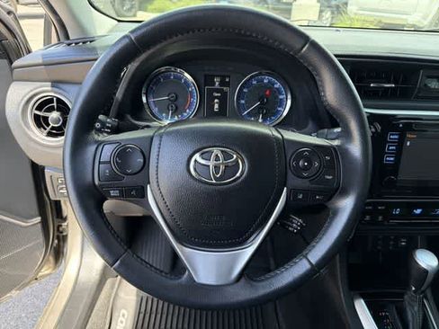 Used 2019 Toyota Corolla XSE FWD image 20