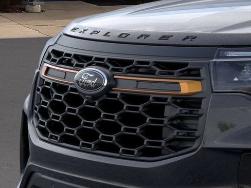 New 2026 Ford Explorer Tremor w/ Tremor Ultimate Package AWD/4WD image 17