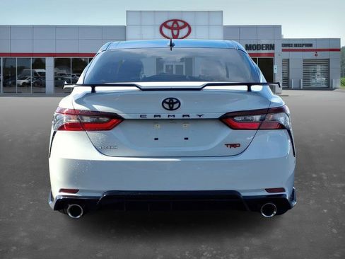 Used 2021 Toyota Camry TRD w/ TRD Package w/JBL Audio image 5