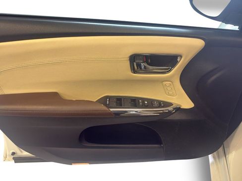 Used 2015 Toyota Avalon XLE Touring image 14