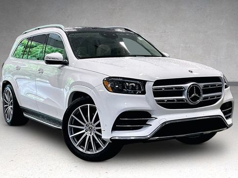 Used 2023 Mercedes-Benz GLS 450 4MATIC image 3