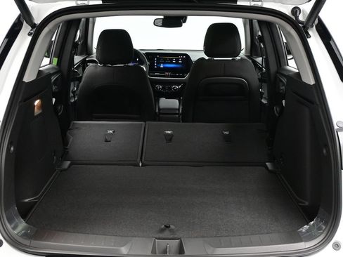New 2026 Chevrolet TrailBlazer LT w/ Convenience Package FWD image 43