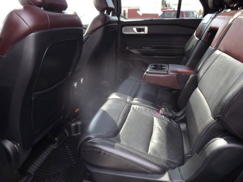 Used 2020 Ford Explorer Platinum AWD/4WD image 27