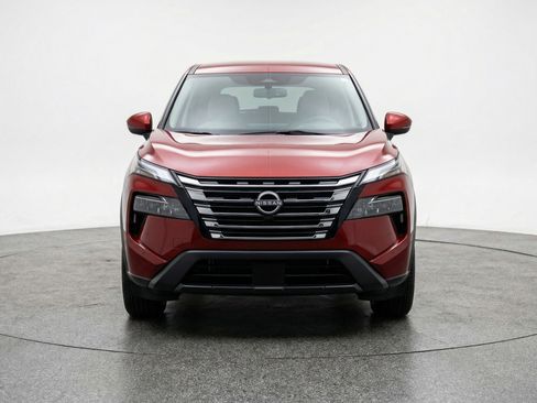 Used 2025 Nissan Rogue SV FWD image 2