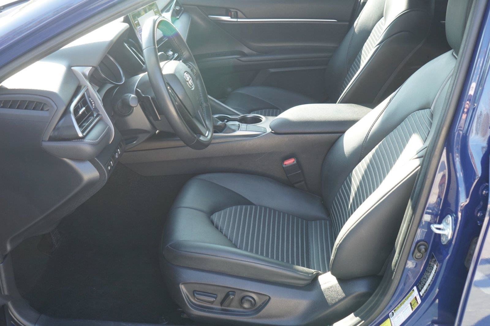 Used 2024 Toyota Camry SE FWD image 10