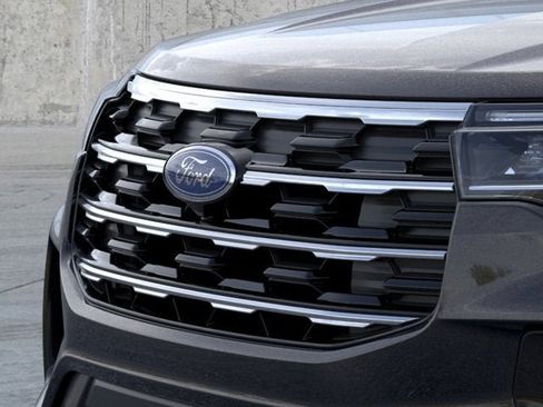 New 2026 Ford Explorer Active w/ Active Comfort Package RWD image 17