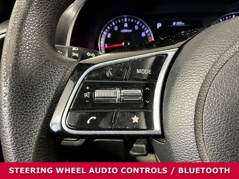 Certified 2022 Kia Forte LXS FWD image 10