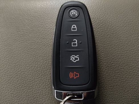 Used 2017 Ford Escape Titanium w/ Equipment Group 301A FWD image 32