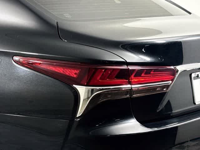 Used 2018 Lexus LS 500 AWD w/ Luxury Package image 17