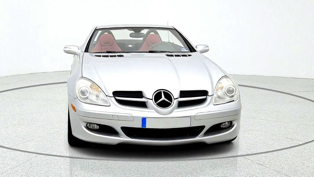 Used 2005 Mercedes-Benz SLK 350 image 2