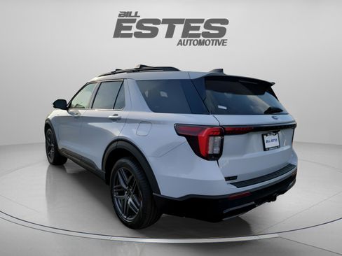 New 2026 Ford Explorer ST-Line AWD/4WD image 2