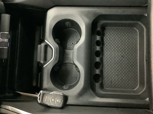 Used 2024 RAM 1500 Laramie image 23