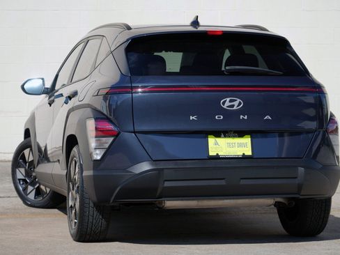 Used 2024 Hyundai Kona SEL FWD image 5
