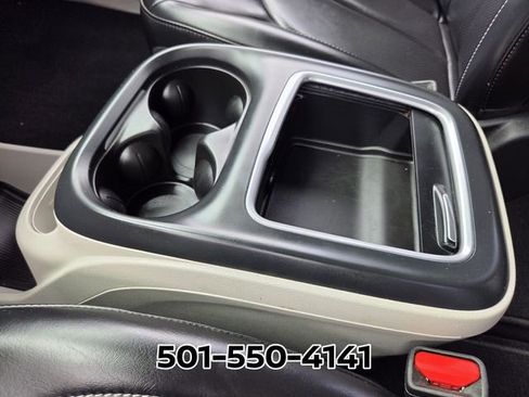 Used 2023 Chrysler Pacifica Touring-L FWD image 27