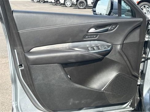 Certified 2024 Cadillac XT4 Premium Luxury image 7