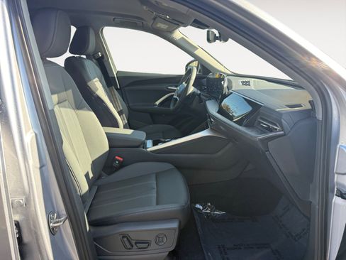 New 2025 Audi Q5 Premium image 19