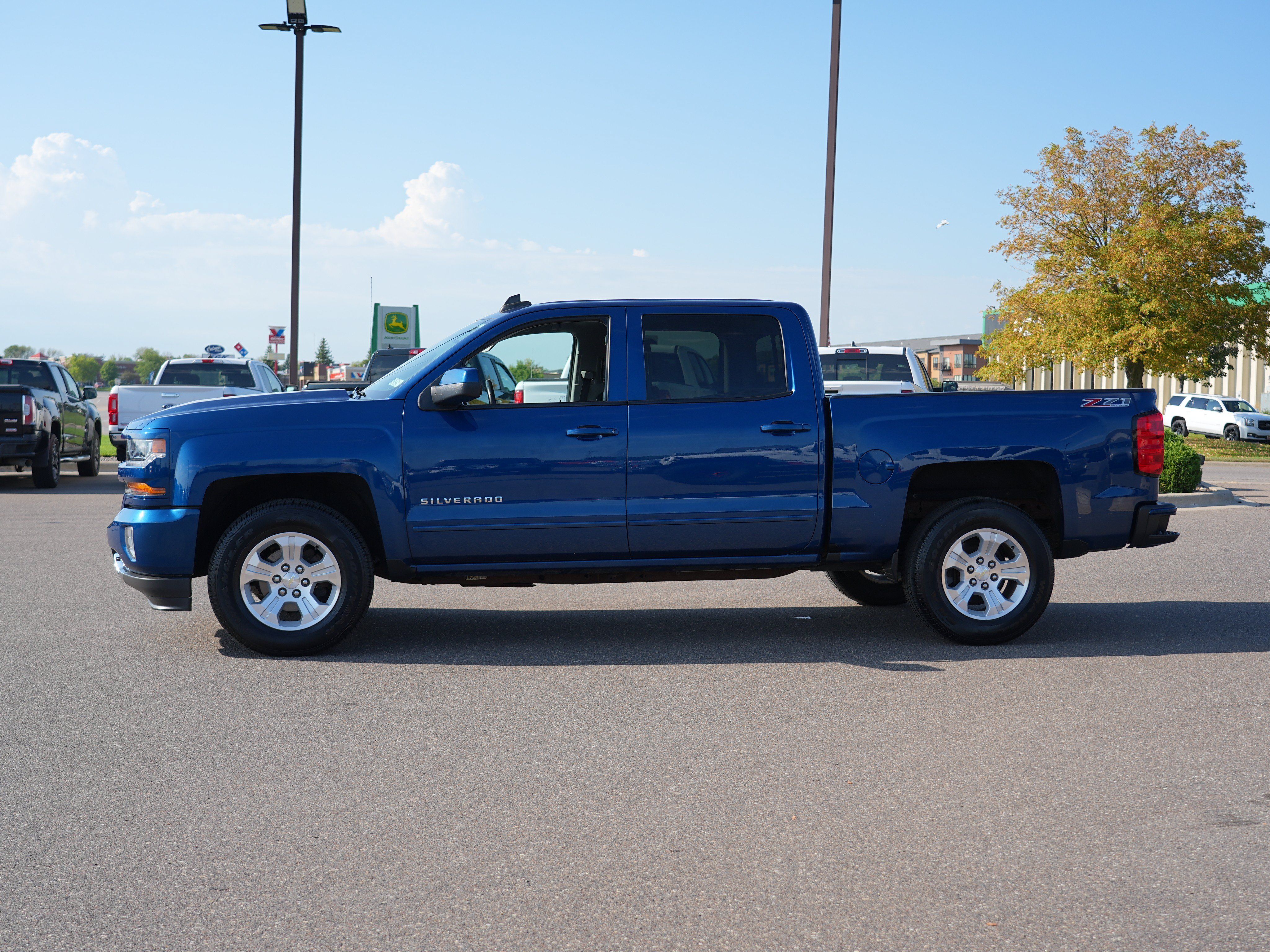Used 2016 Chevrolet Silverado 1500 LT w/ All Star Edition AWD/4WD image 6