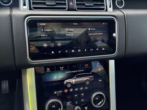 Used 2020 Land Rover Range Rover HSE image 17