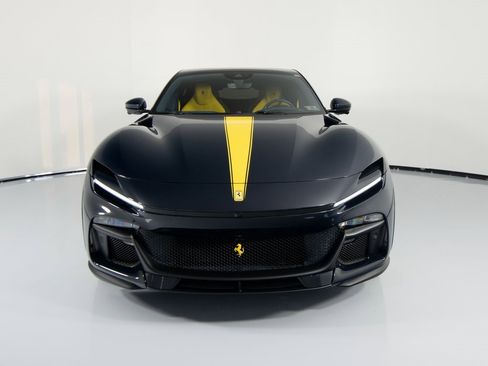Used 2024 Ferrari Purosangue image 13