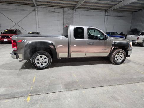 Used 2013 GMC Sierra 1500 SLE w/ Power Tech Package image 15