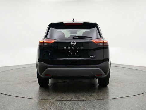 Used 2025 Nissan Rogue SV AWD/4WD image 6