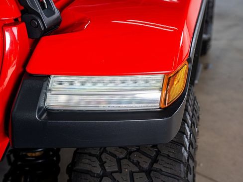 Used 2020 Jeep Wrangler Unlimited Rubicon w/ Dual Top Group image 15