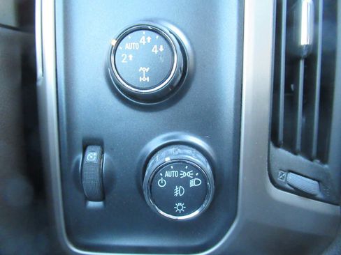 Used 2014 GMC Sierra 1500 Denali w/ Driver Alert Package image 29