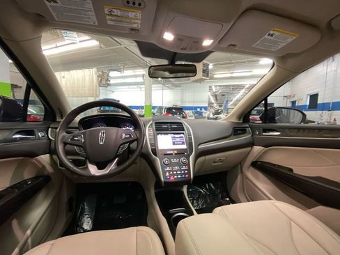 Used 2018 Lincoln MKC Reserve image 27